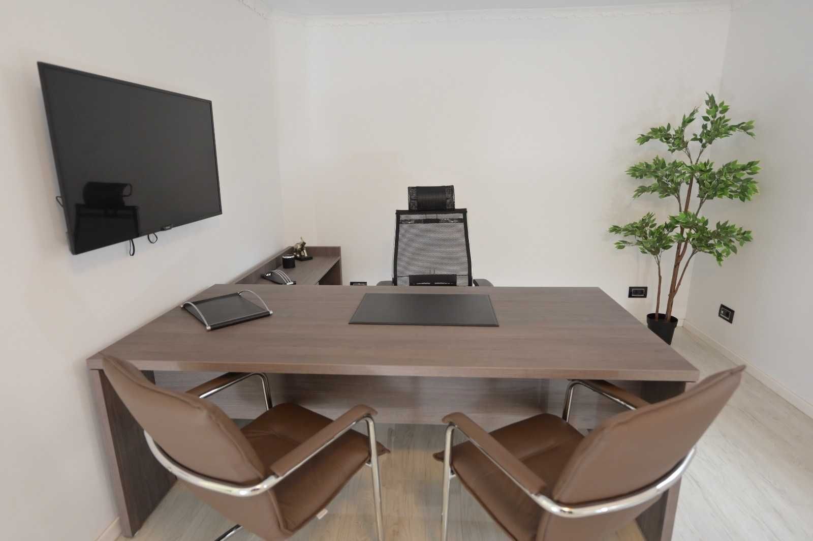 Închiriez apartament 2 camere, Unirii, demisol, pretabil locuit +birou - Poză 1