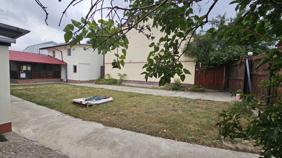 Casa 4 camere - curte 400mp Sector 4 - Luica -Giurgiului -Piata Resita - Poză 2