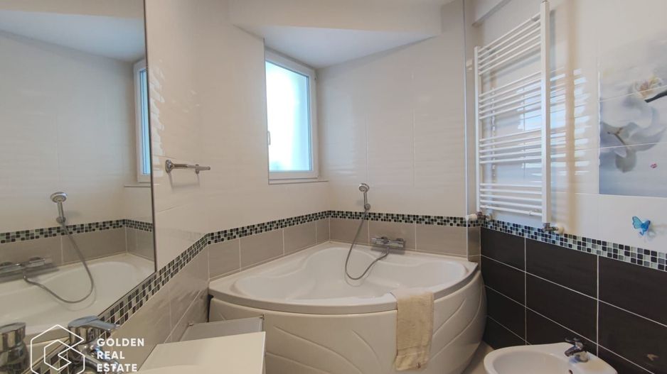 Apartament frumos decorat, spatios, parcare proprie, P-ta Garii - Poză 9