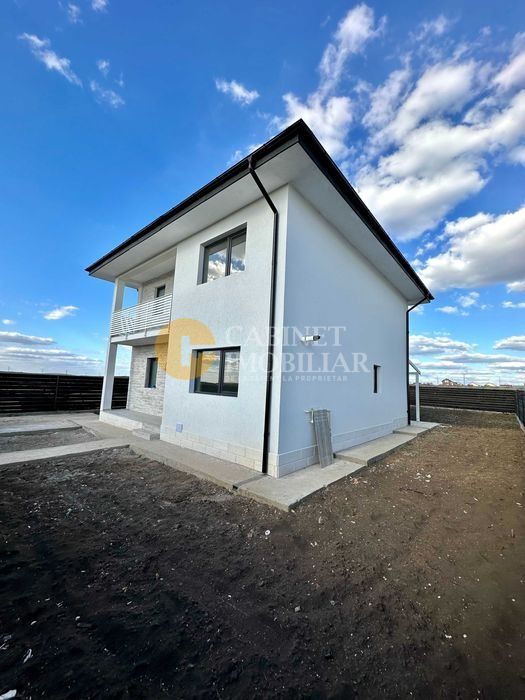 Casa 5 camere - 2 bai - P+1 - La asfalt - 120mp utili - Poză 8