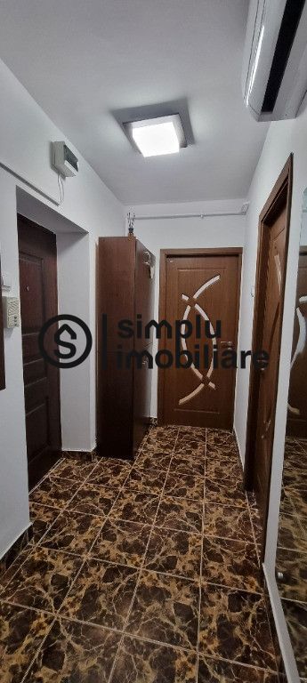2 decomandate ultracentral, etaj 2, centrala - 450 Euro - Poză 12