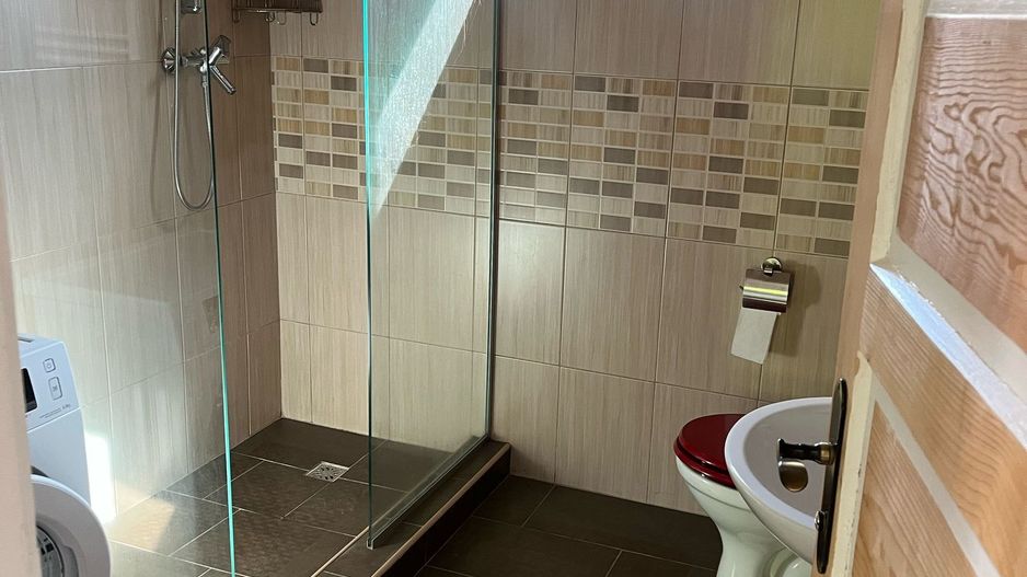 Ocazie unică! Casă de vânzare în stațiunea Covasna! - Poză 18