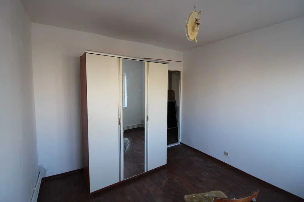 Apartament cu 2 camere Micro 16 Decomandat ! - Poză 1