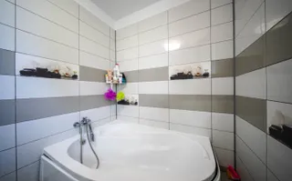 Casa in zona Astrelor, 4 camere, P+1, Comision 0% - Poză 19