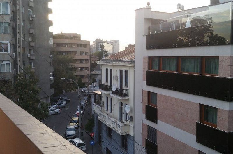 Apartament 3 camere in Romana, anexe, boxa - Poză 24