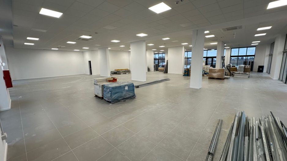 Spatiu comercial 513  mp / 12 locuri de PARCARE - Poză 3