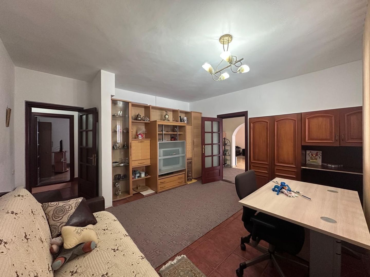 Casă de vânzare în Pucioasa! - Poză 11