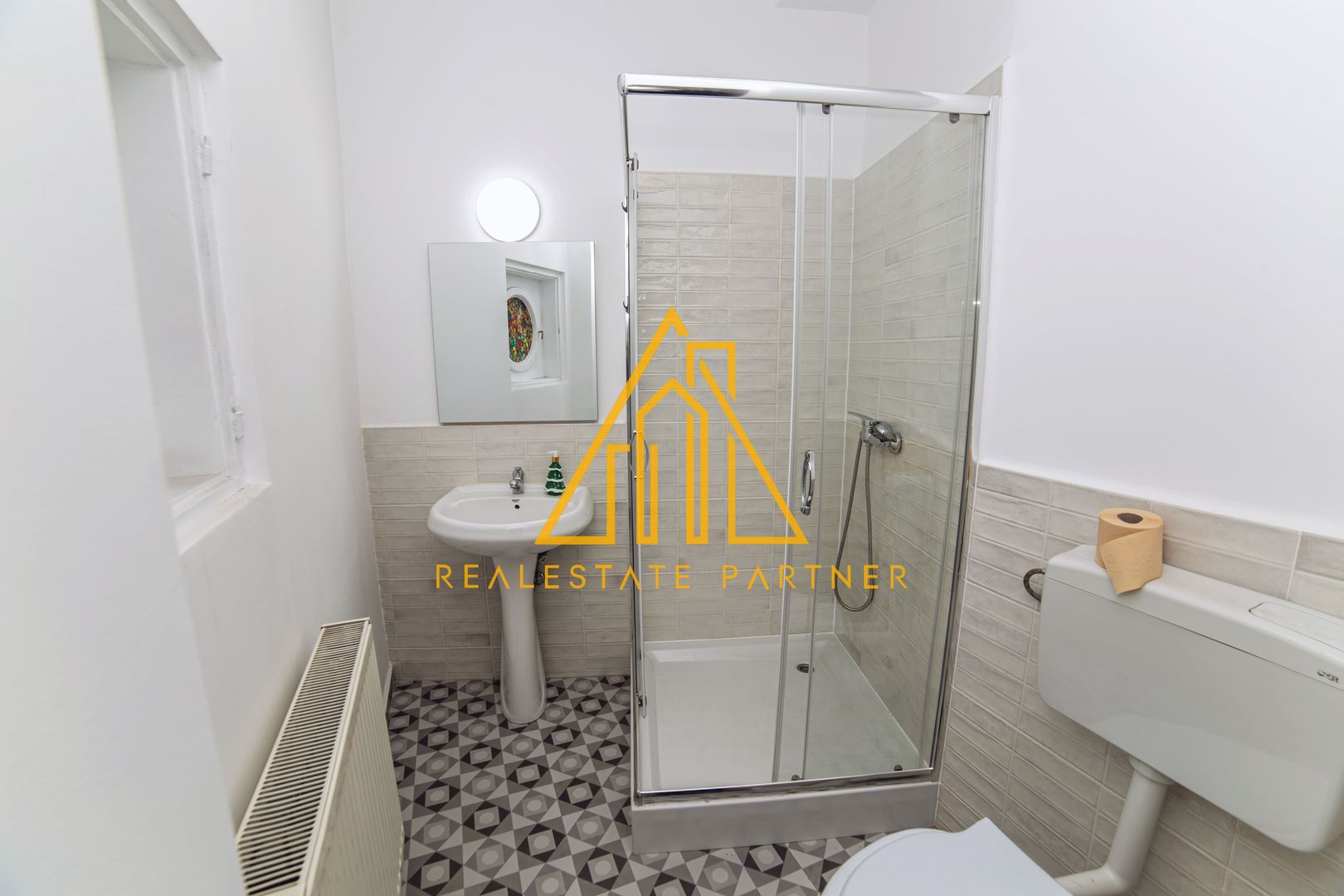 Apartament 4 camere renovat, central, ideal rezidențial sau activitate business - Poză 21