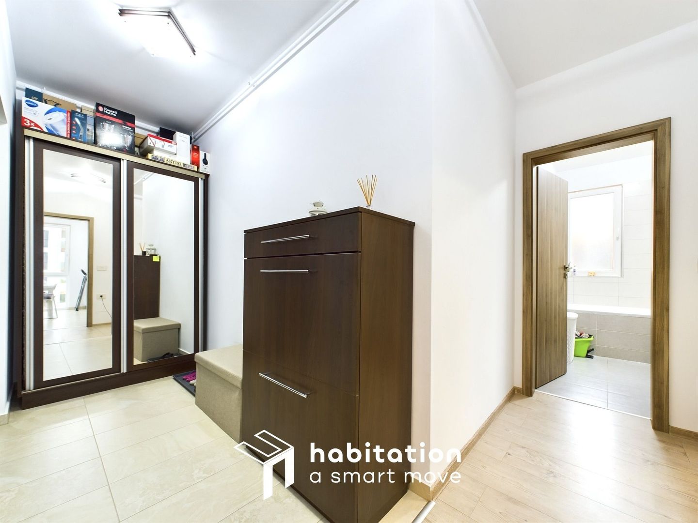 Tur virtual -2 camere, modern si primitor, complex Iris - Torontalului - Poză 13