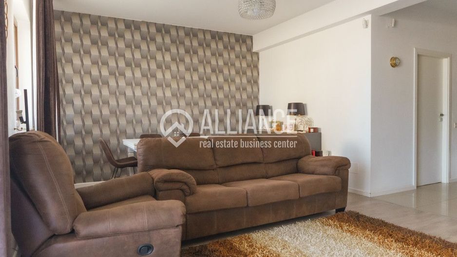 PALAZU MARE -  Vila Duplex cu 4 Camere, Panorama Superba si Curte Amenajata - Poză 4
