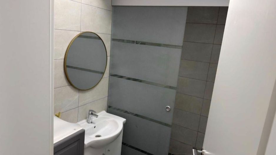Inchiriere apartament 2 camere - Poză 2
