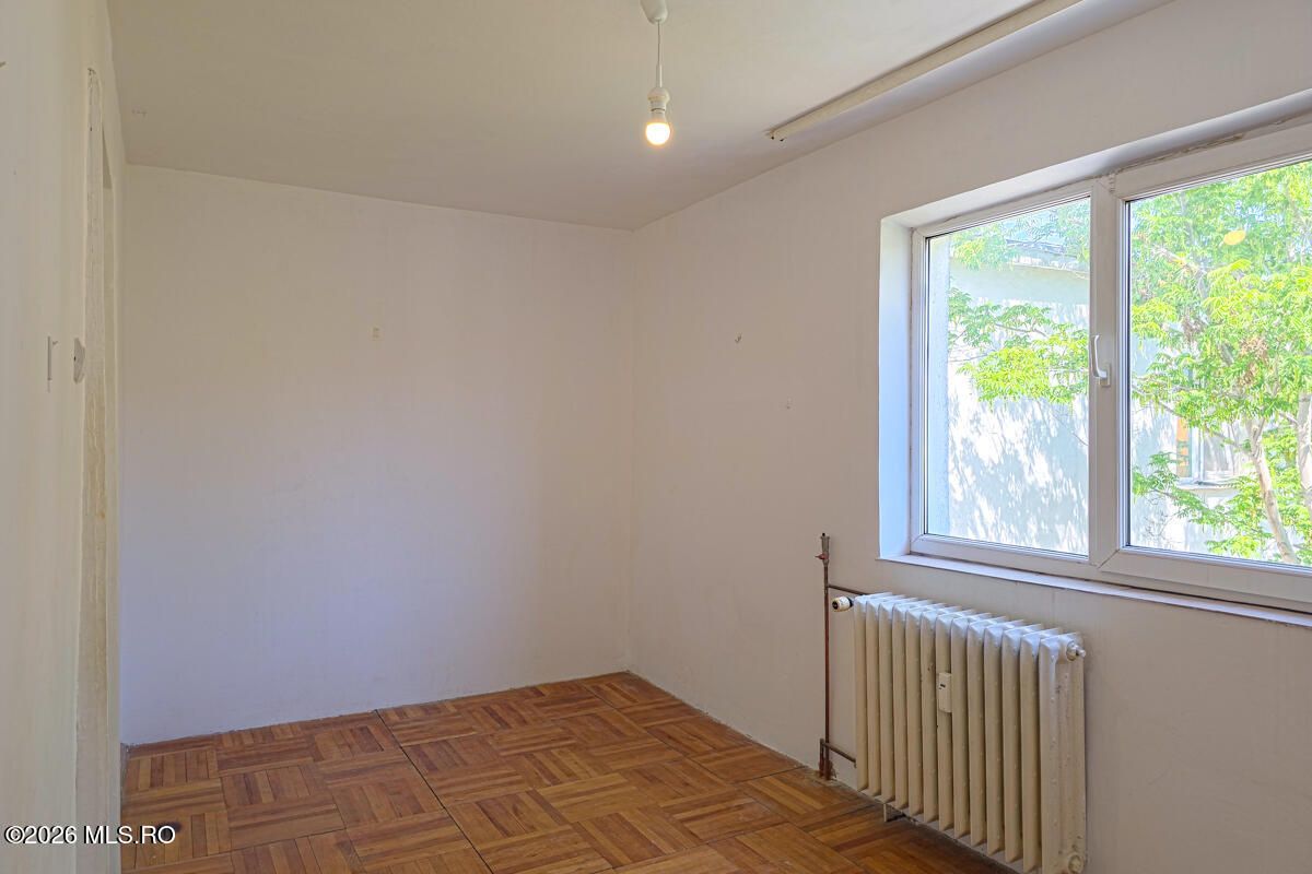 Sagului - Intrarea Raului - Apartament 2 Camere + Birou/Dormitor Mic - Poză 7