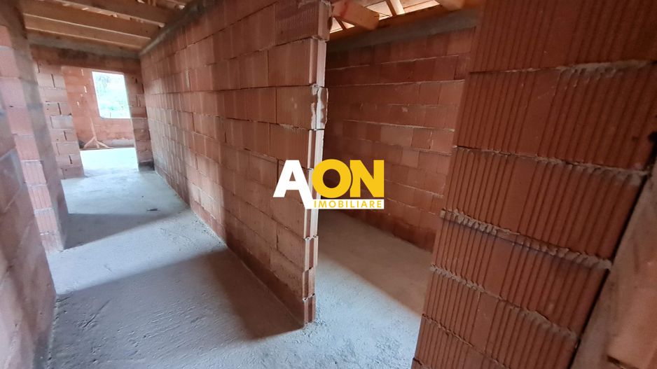 Casa 4 Camere la Rosu, 386 mp, Alba-Micesti - Poză 13