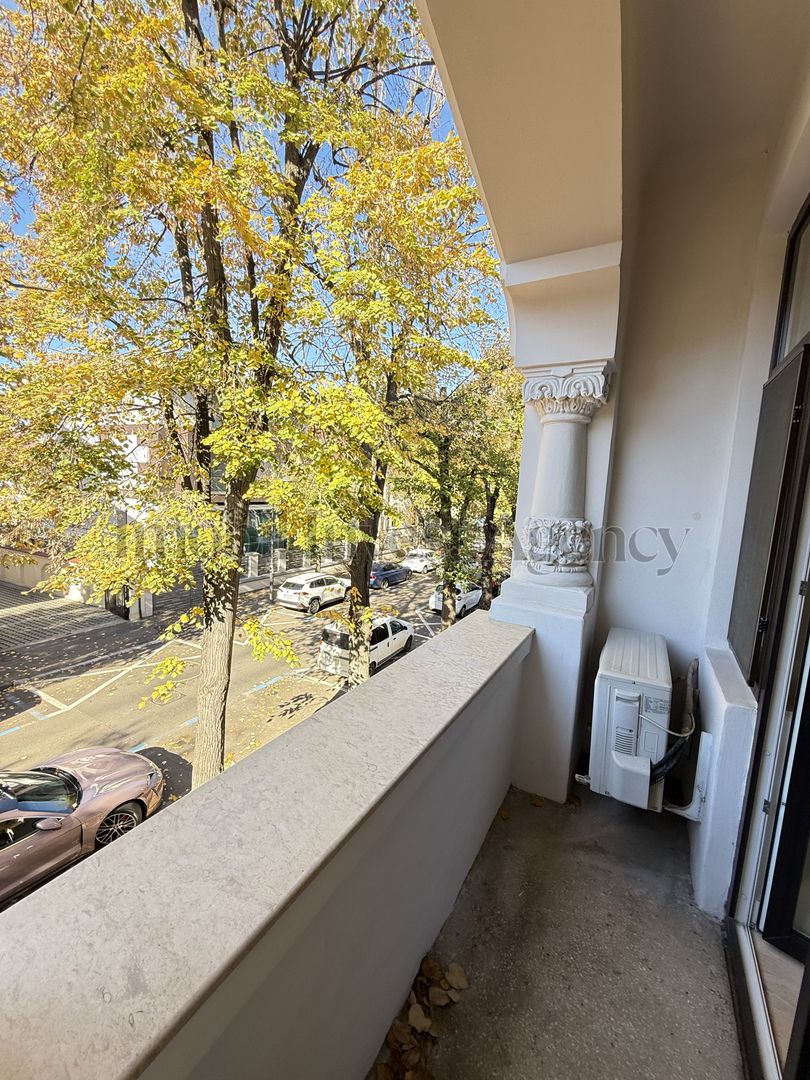 Vilă interbelică restaurată – Dorobanți Capitale 363 mp utili - Poză 40