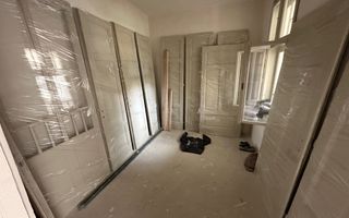 Clădire de birouri/ clinica zona Centrală - Poză 16