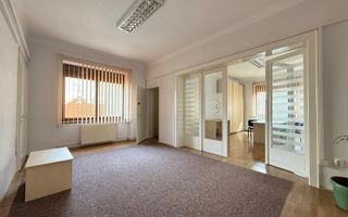 Spatiu birouri | 110MP | Parcare | Curte | Calea Dumbravii - Poză 1