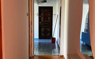 Apartament 2 camere– Cuza Vodă | Etaj 4/4 | Bucătărie spațioasă și luminoasă - Poză 8