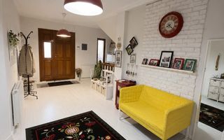 Vila 7 camere zona centrală - Poză 6