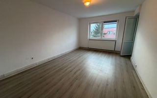 Garsonieră decomandată zona lenin 30 MP str sporturilor - Poză 1