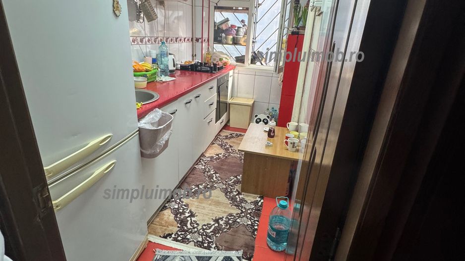 Decomandat soseua Salaj 45 mp - Poză 4