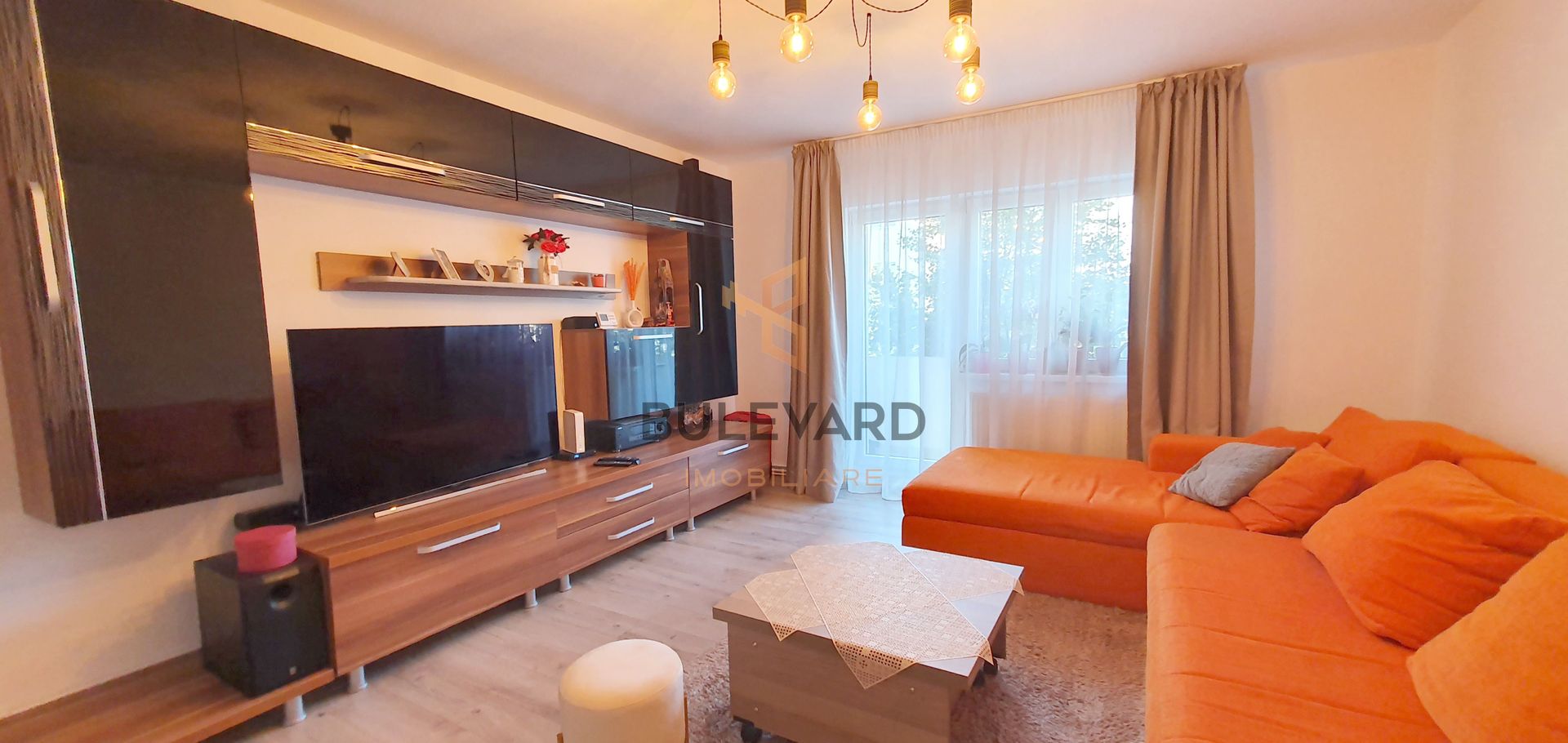 Apartament cu 3 camere, zona strazii Mehedinti! - Poză 1