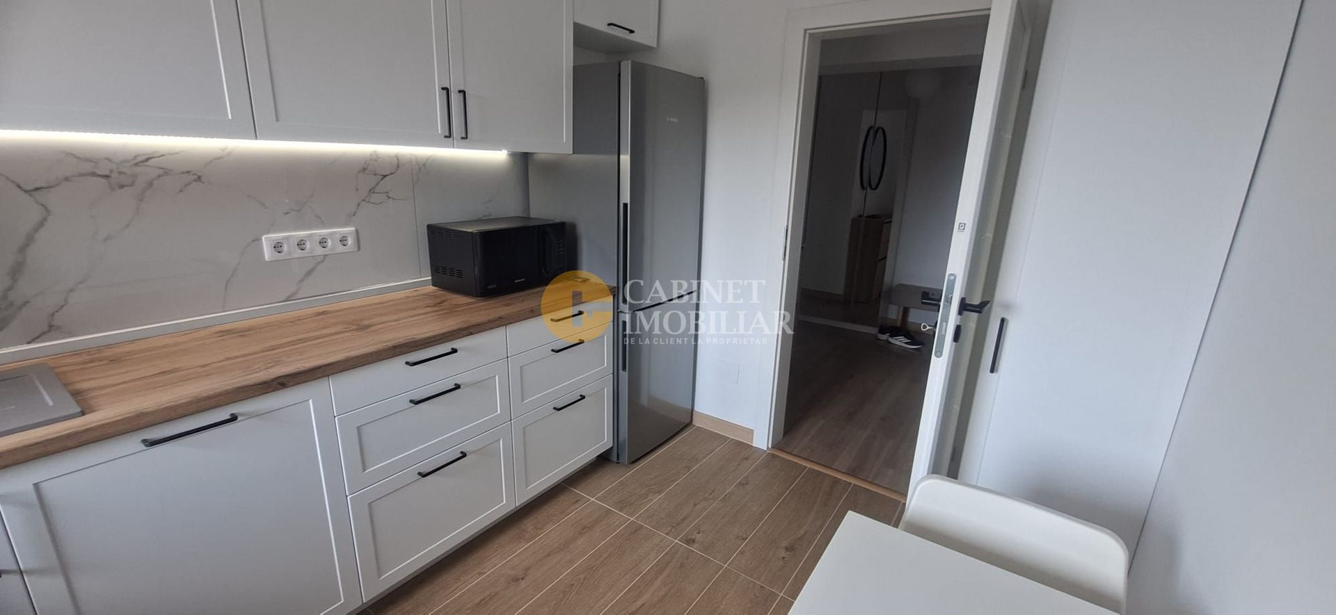 Ultracentral – Apartament 3 Camere Decomandat "La Cheie", Renovat 2025 - Poză 10
