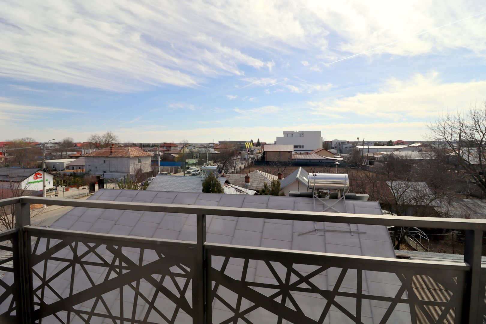 Apartament luminos, spatios, mobilat - Poză 18