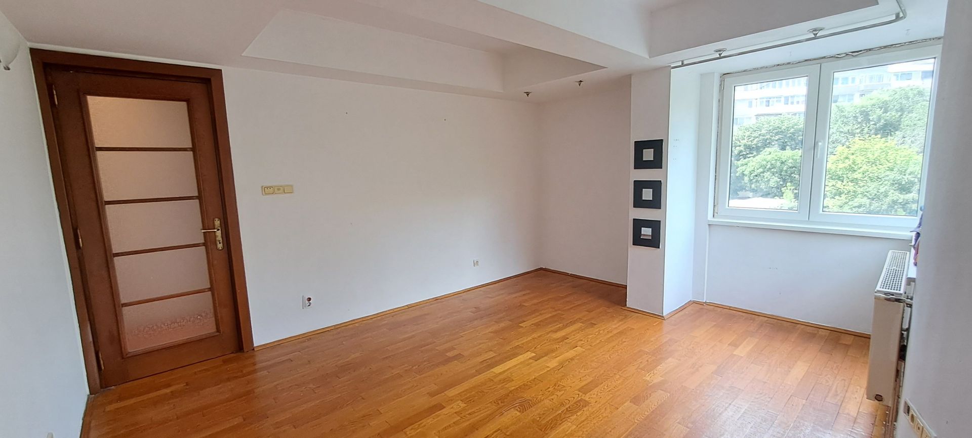 Brancoveanu, 3 camere spatios - 98 mp, etaj 2, acces metrou si stb - Poză 4