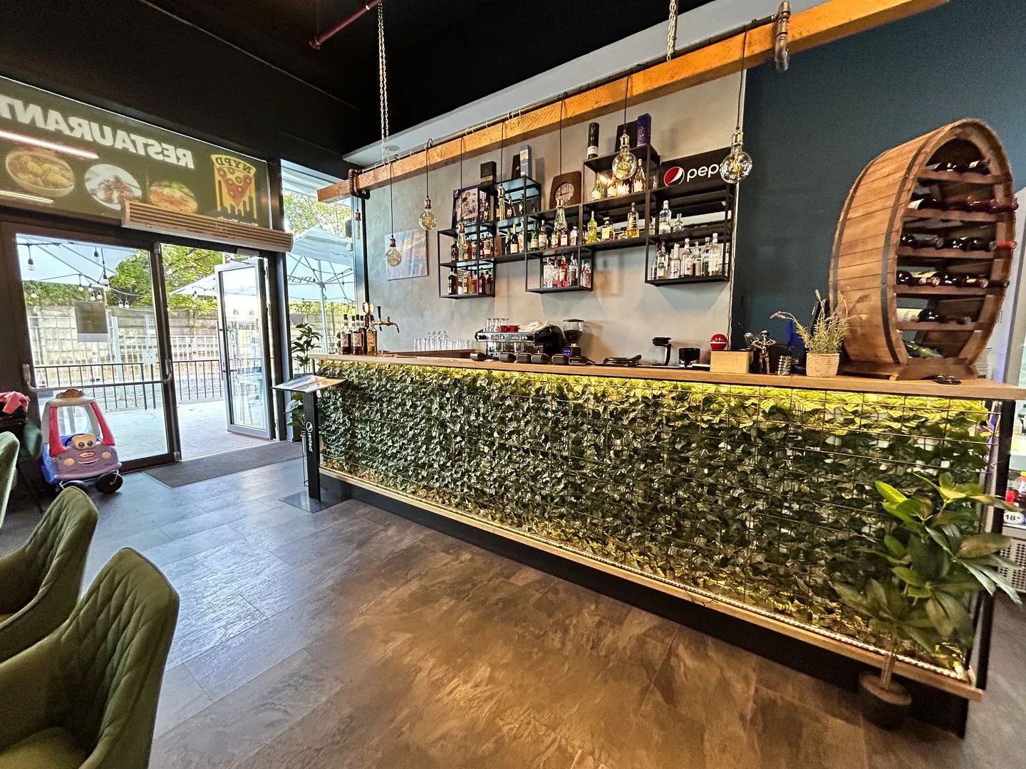 Predare restaurant la cheie | Rotar Park 1 | Pacii - Poză 4