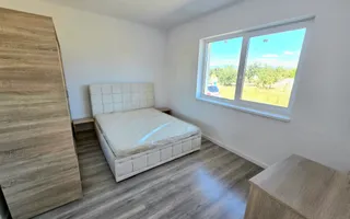 Casă Individuală de Închiriat, 4 Camere, Prima Închiriere, Ampoi 3 - Poză 11