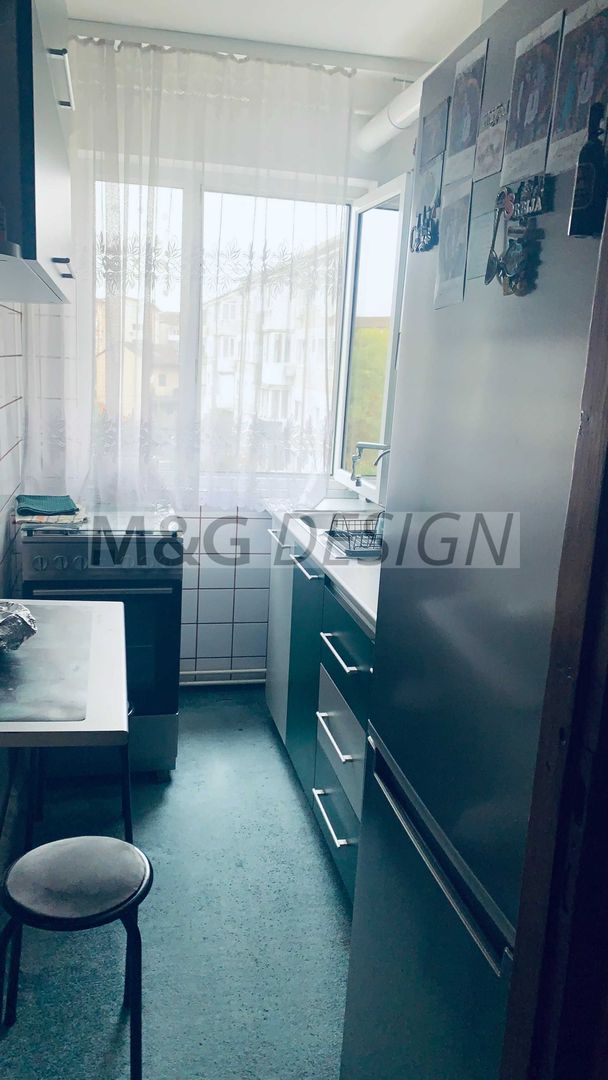 Apartamnt 3 camere Sagului cu centrala - Poză 3