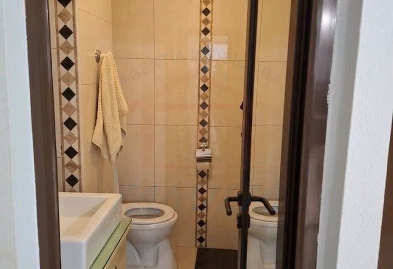 Vanzare apartament cu 3 camere Str. Domneasca, 104 mp, etaj 1. - Poză 5