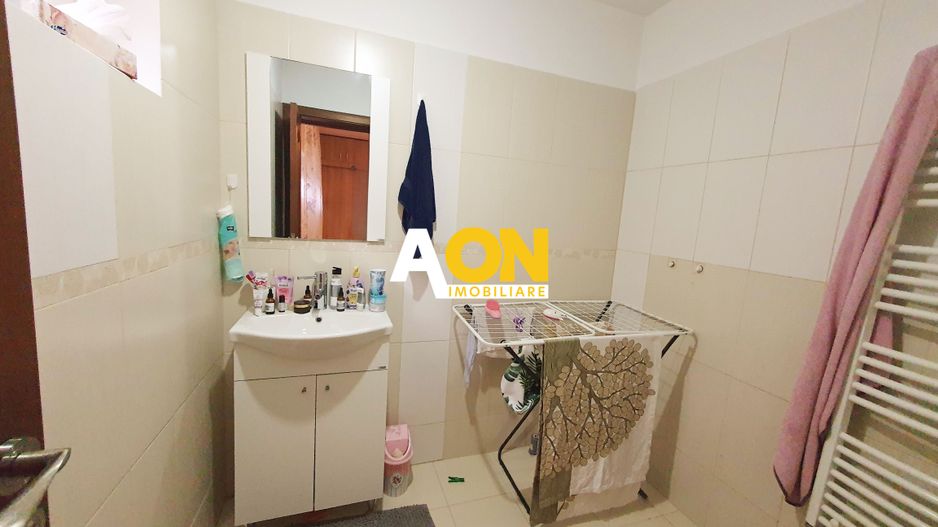 Casa pt 2 familii sau pt. clinica medicala, 8 camere, 486 mp teren - Poză 9
