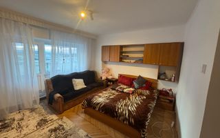 Apartament mare cu 1 camera Nicolina Cug - 380 E/LUNA, disponibil - Poză 3