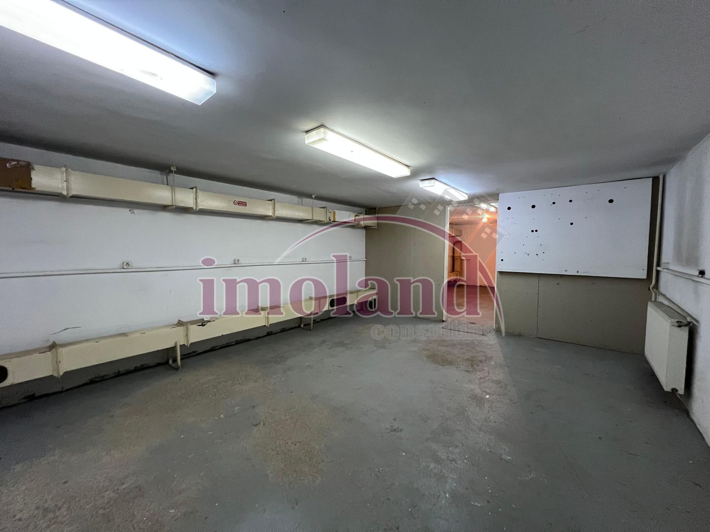 Casa 15 camere cu parcare mare - Jiului - Poză 21