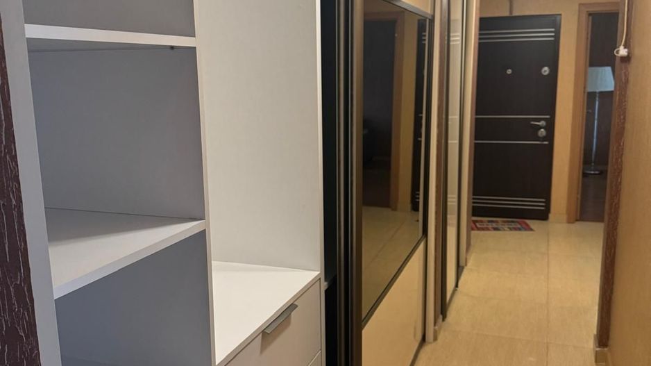 De inchiriat apartament cu 3 camere, Str. Nae leonard, etaj 3, 500 E - Poză 3