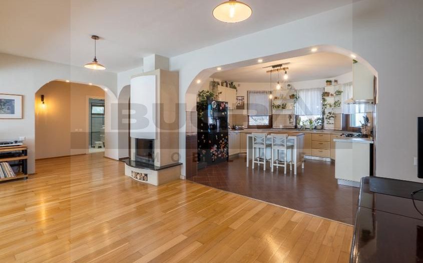 Casa individuala cu teren 750mp, garaj, beci, terasa - Dezmir - Poză 2