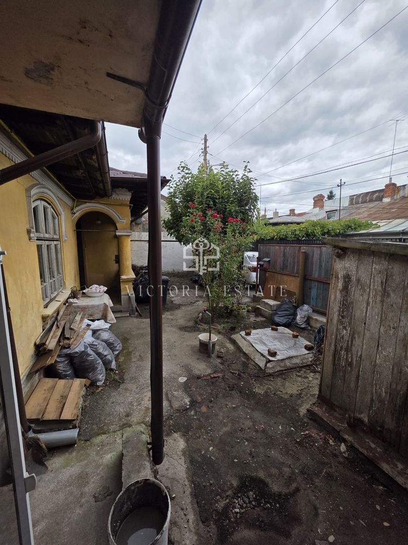 Casă de vânzare în Ploiești 4 camere - Poză 3