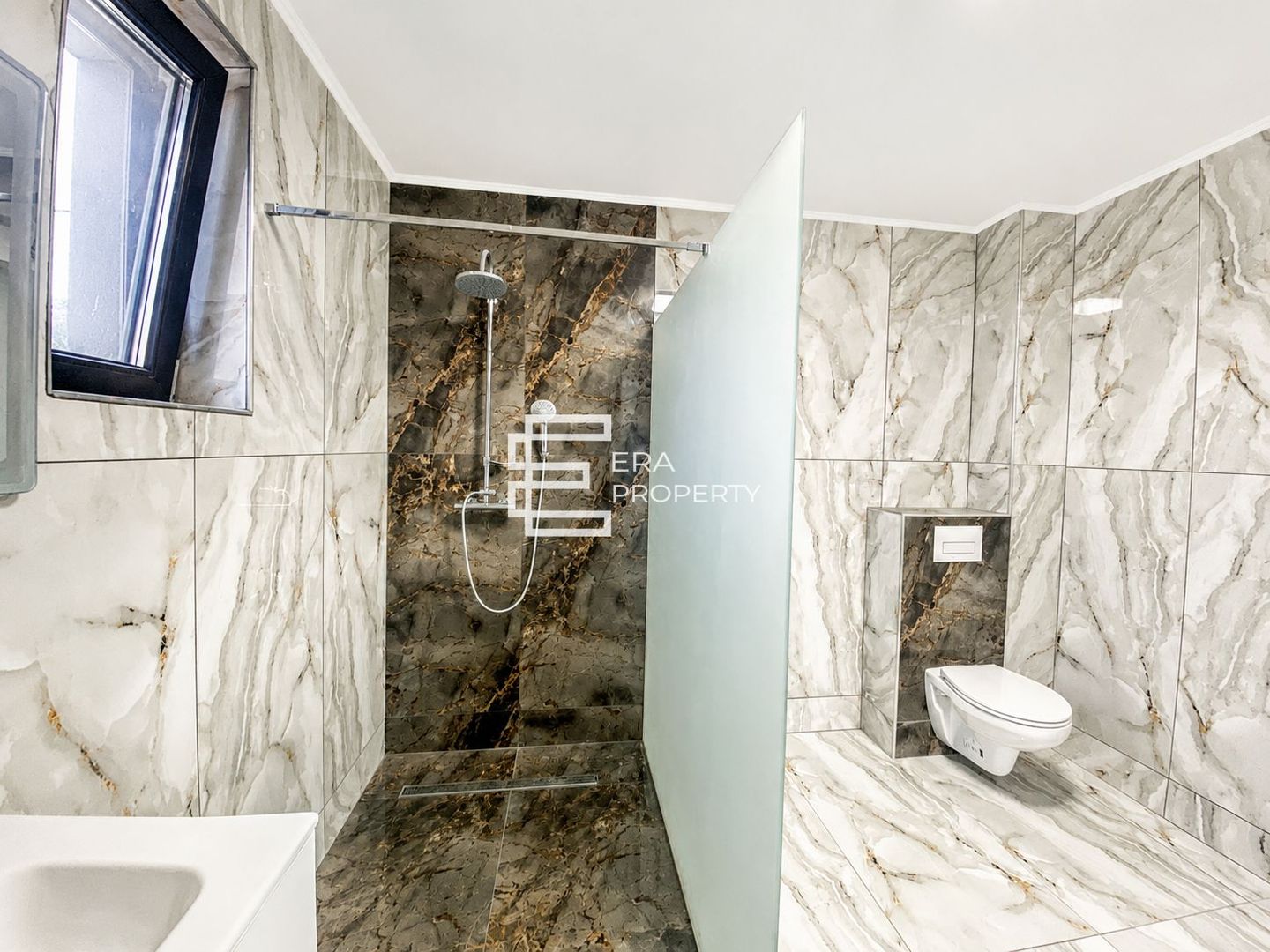 Casa individuala 5 camere-  160 mp- teren 300mp-pivnita Sibiu - Poză 6