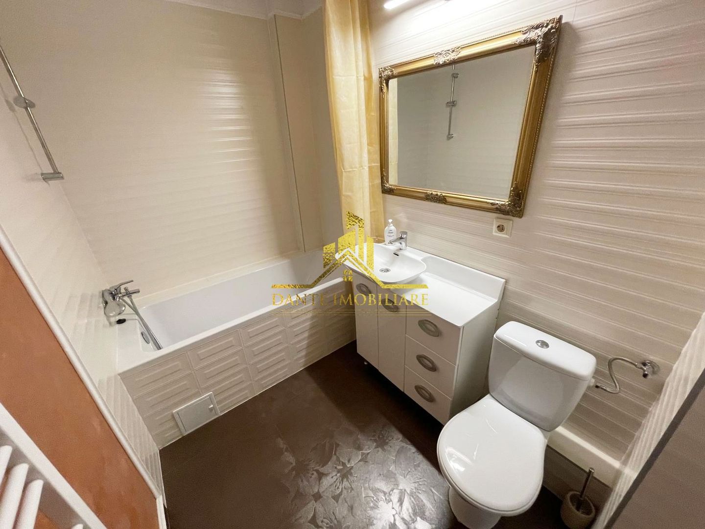 2 camere, semidecomandat, mobilat modern, bloc nou, balcon, Centru - Poză 6