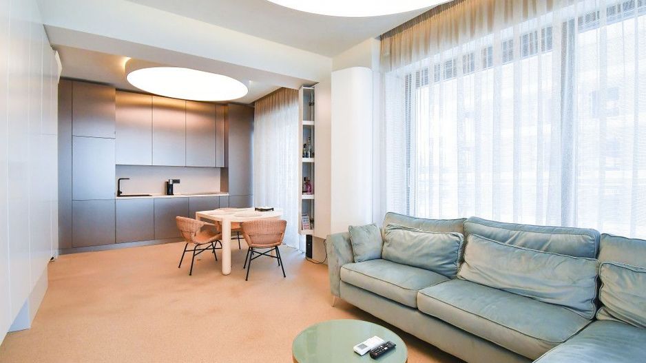 Oportunitate! Mamaia Nord - Apartament exclusivist cu 3 camere - Poză 3