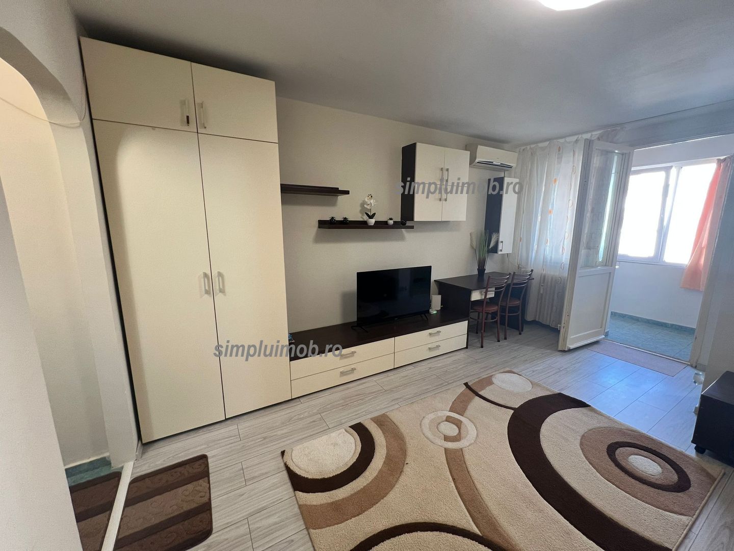 Garsoniera Sector 3 renovata mobilata utilata - Poză 2