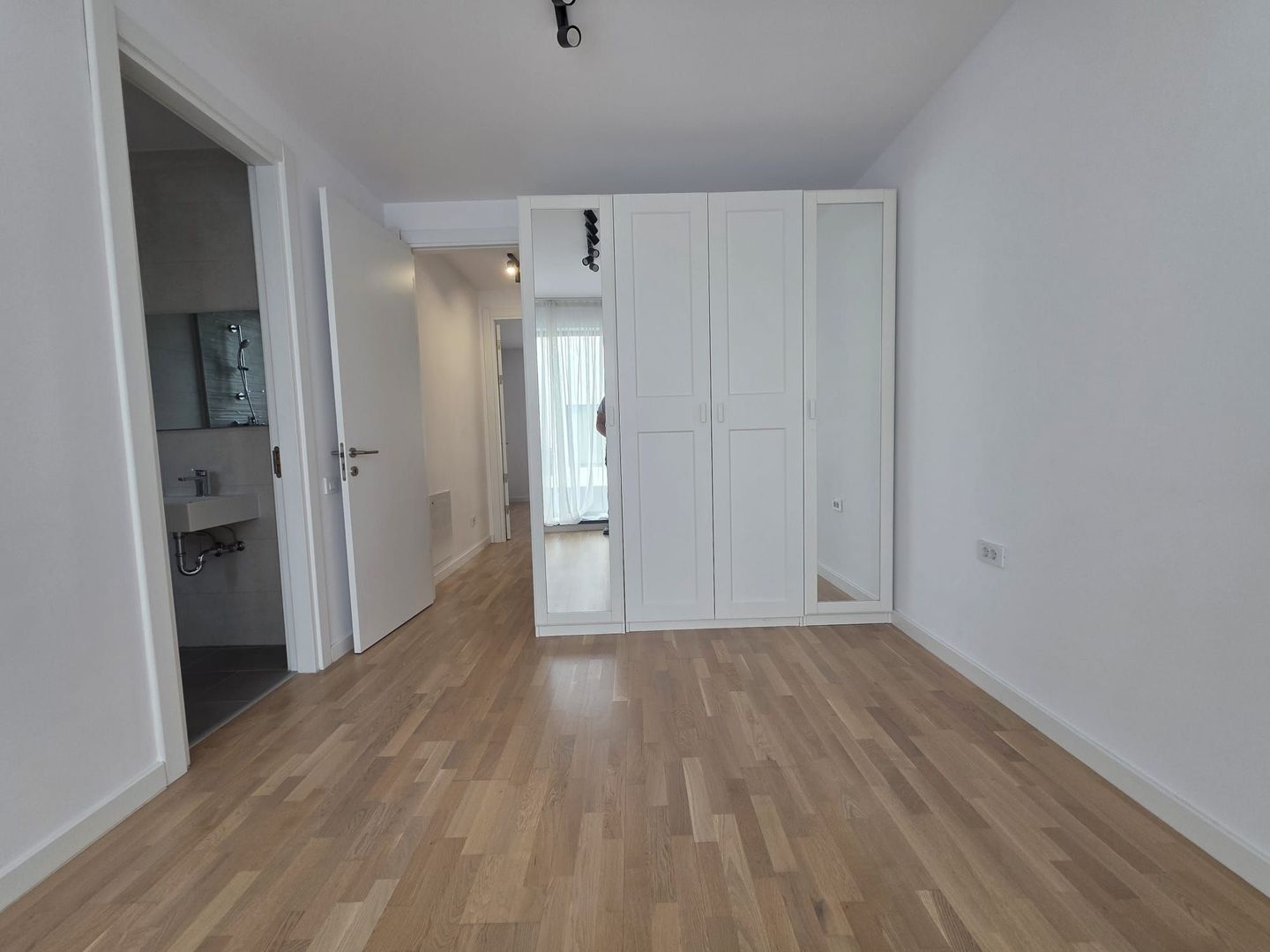 Vilă modernă de închiriat în complexul rezidențial Zenville, Pipera - Poză 5