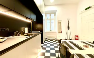 Studio generos in Piață Libertății - 52 mp - renovat - Poză 21