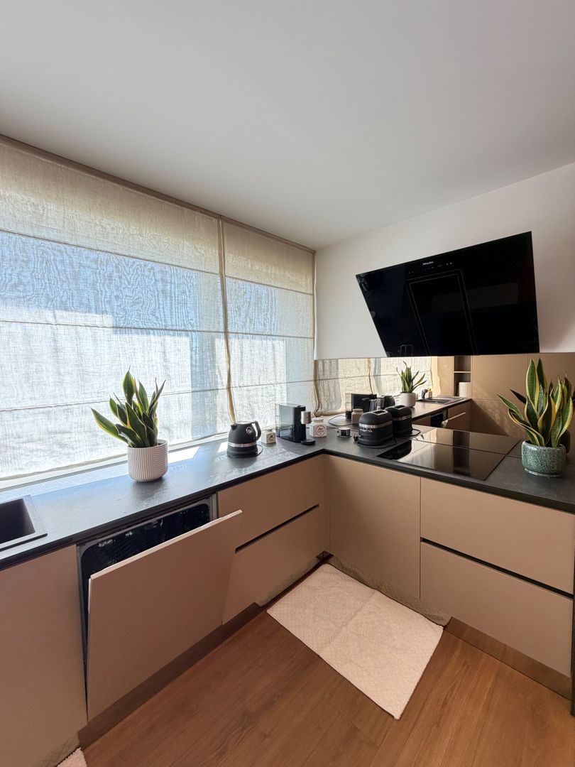Apartament PREMIUM cu curte, terasă și lift cu acces direct în living - Poză 24