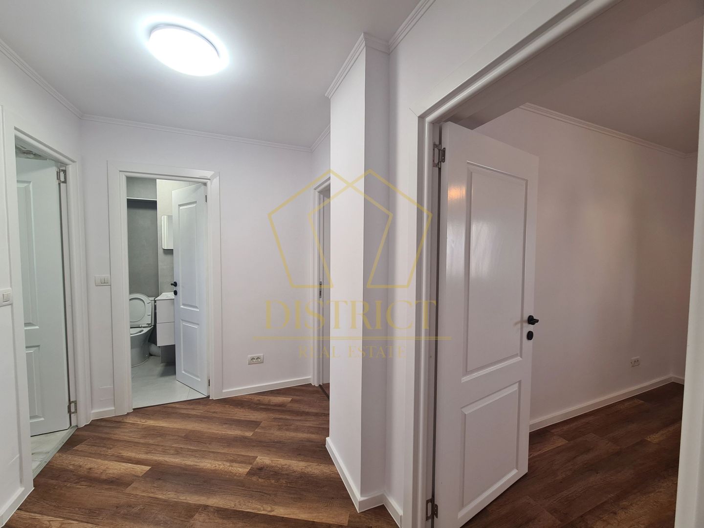Apartament cu 4 camere renovat integral | Etaj 3 | Calea Sagului - Poză 19