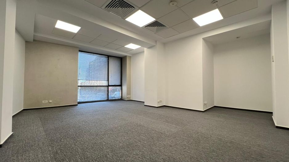 Comision 0 Spațiu birouri 140 mp, luminos, lift și recepție Bd. Dacia - Poză 3