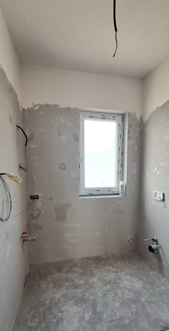 Casa cu garaj- contructie tip duplex - Poză 13