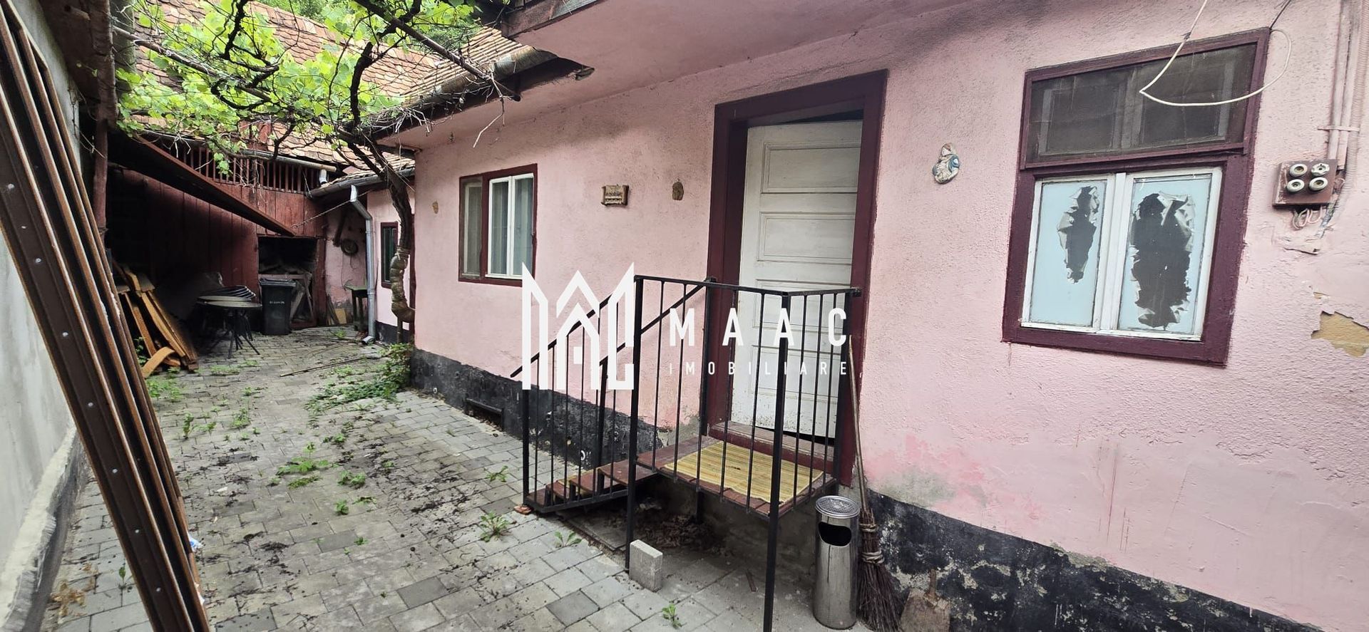 Casă individuală 3 camere | Strada Principală, Rășinari | 70 mp, 1985 - Poză 1