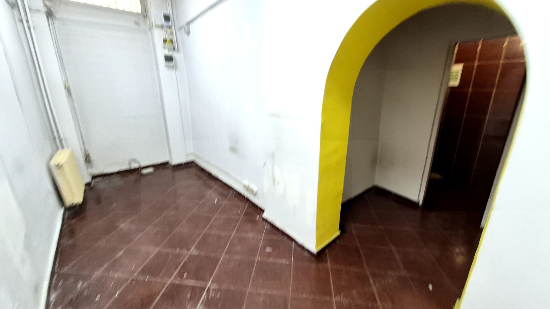 Spatiu comercial 35 mp - sos. Pantelimon - Poză 5